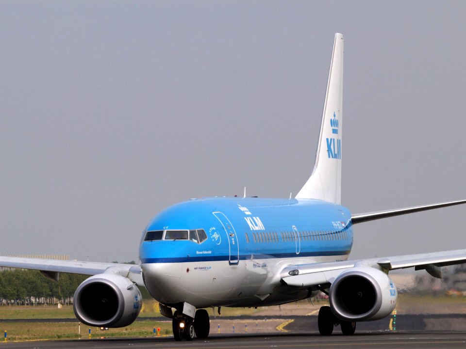 PH-BGT KLM Royal Dutch Airlines Boeing 737-7K2(WL) - cn 38634 taxiing 14july2013 pic2