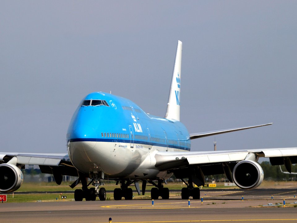 PH-BFI KLM Royal Dutch Airlines Boeing 747-406(M) - cn 25086 taxiing, 25august2013 pic-002