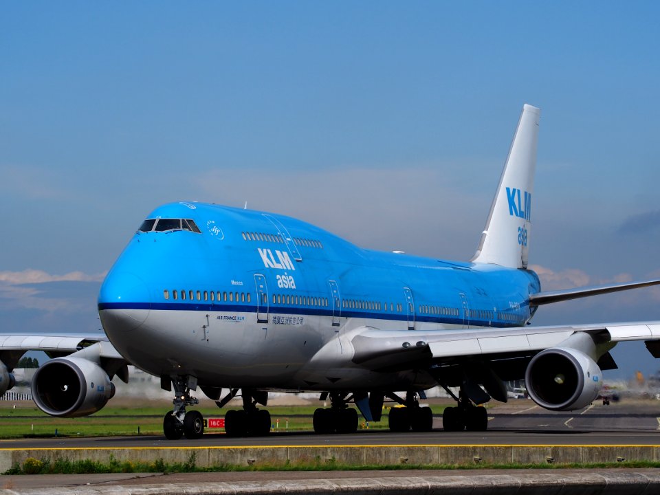 PH-BFM KLM Royal Dutch Airlines Boeing 747-406(M) - cn 26373 taxiing at Schiphol (AMS - EHAM), The Netherlands, 18may2014, pic-3