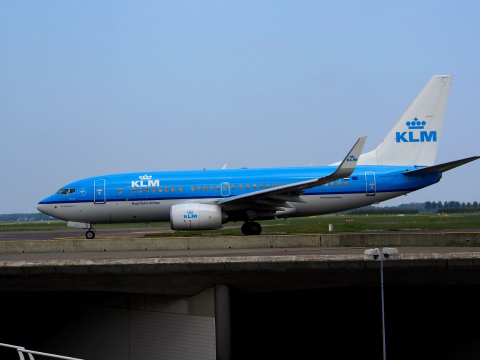 PH-BGU KLM Royal Dutch Airlines Boeing 737-7K2(WL) - cn 39257 pic4