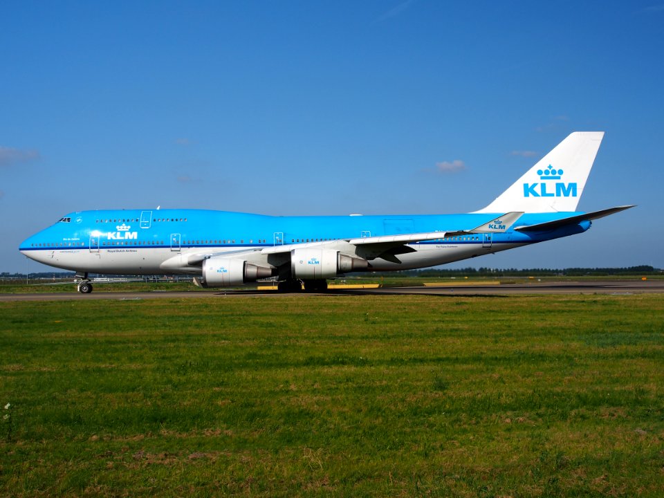 PH-BFR KLM Royal Dutch Airlines Boeing 747-406(M) - cn 27202 taxiing 18july2013 pic-007