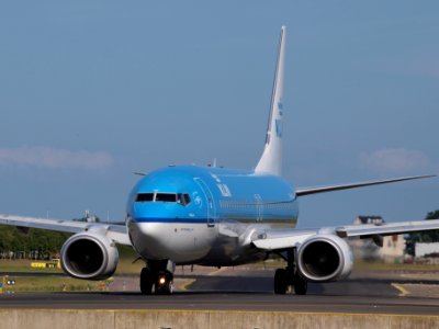 PH-BGC KLM Royal Dutch Airlines Boeing 737-8K2(WL) - cn 30361 taxiing 19july2013 pic-002