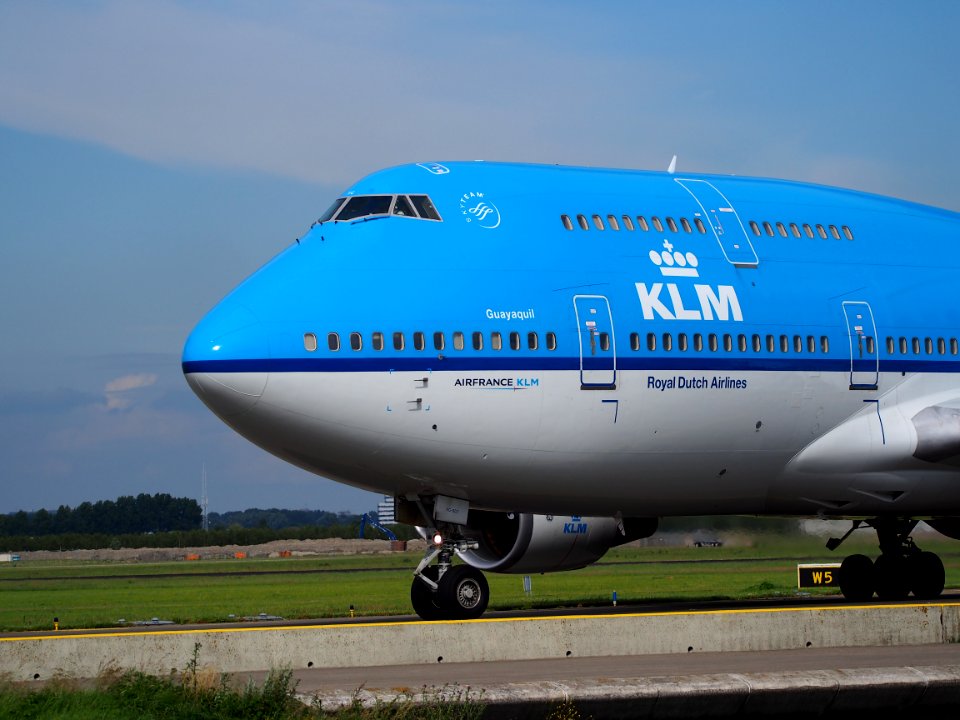 PH-BFG Boeing 747-406 KLM Royal Dutch Airlines taxiing at Schiphol (AMS - EHAM), The Netherlands, 18may2014, pic-6