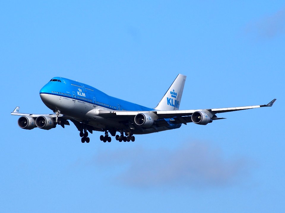 PH-BFK, landing at Schiphol on 2Feb2014 pic78