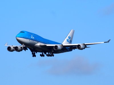 PH-BFK, landing at Schiphol on 2Feb2014 pic78