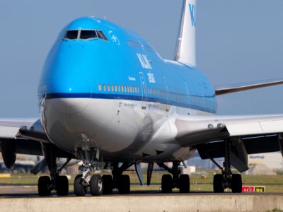 PH-BFF KLM Royal Dutch Airlines Boeing 747-406(M) - cn 24202 taxiing 18july2013 pic-002