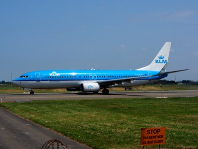 PH-BCA KLM Royal Dutch Airlines Boeing 737-8K2(WL) - cn 37820 pict3