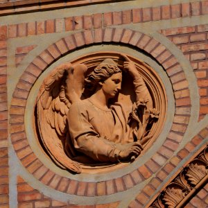 Sankt.Michael.Engel.links.P1056546
