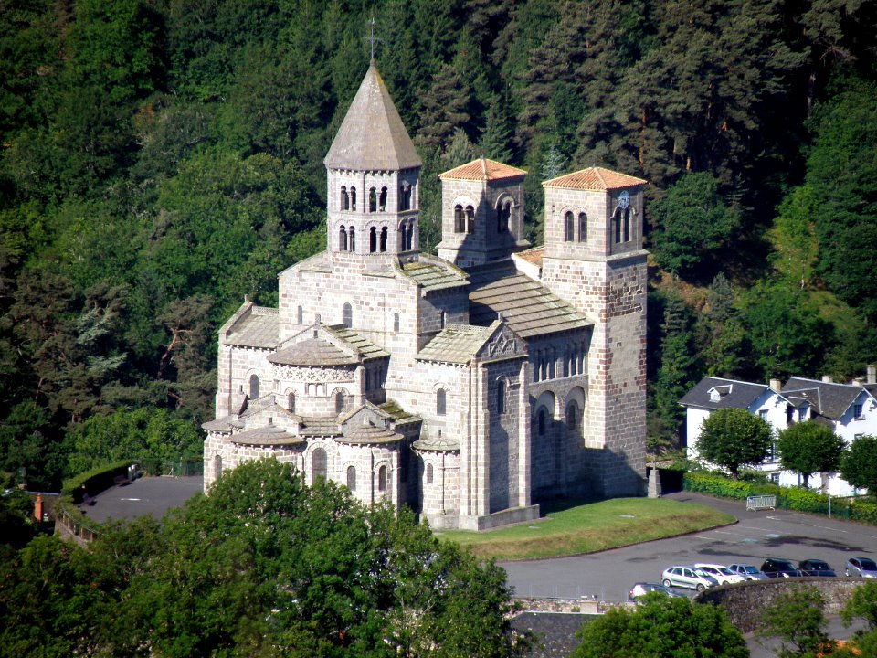 Saint-Nectaire Église8