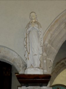 Saint-Nicolas-de-la-Haie (Seine-Mar.) église, statue 07 Vierge du Rosaire