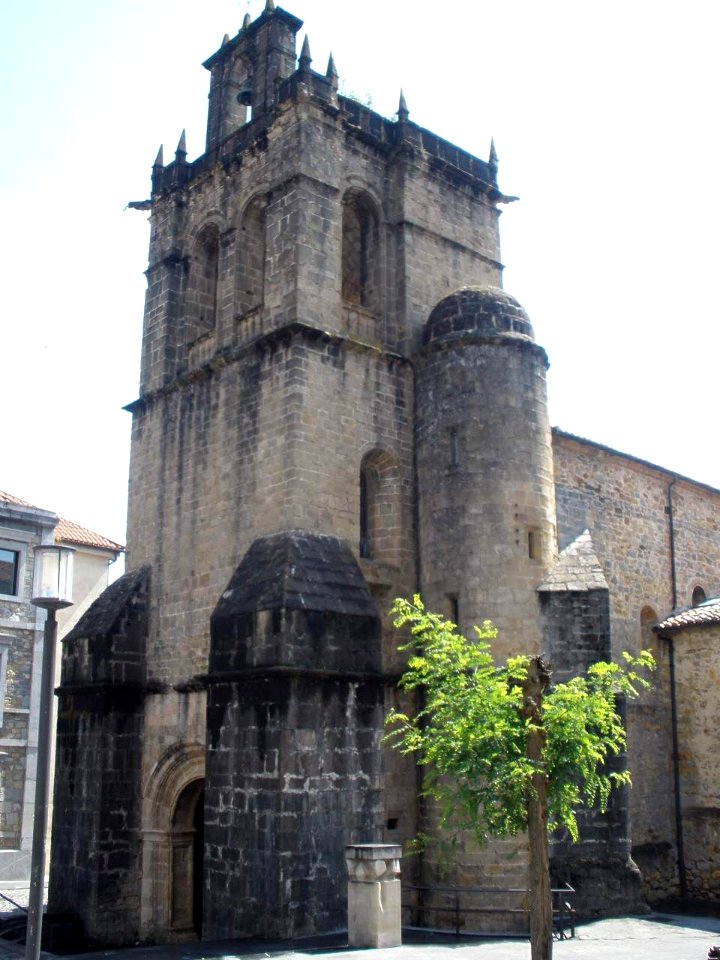 Salas - Colegiata de Santa María la Mayor 24