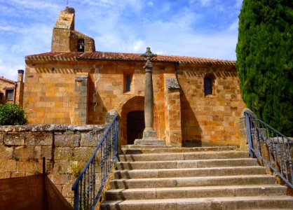 Salas de los Infantes - Iglesia de Santa Cecilia 02