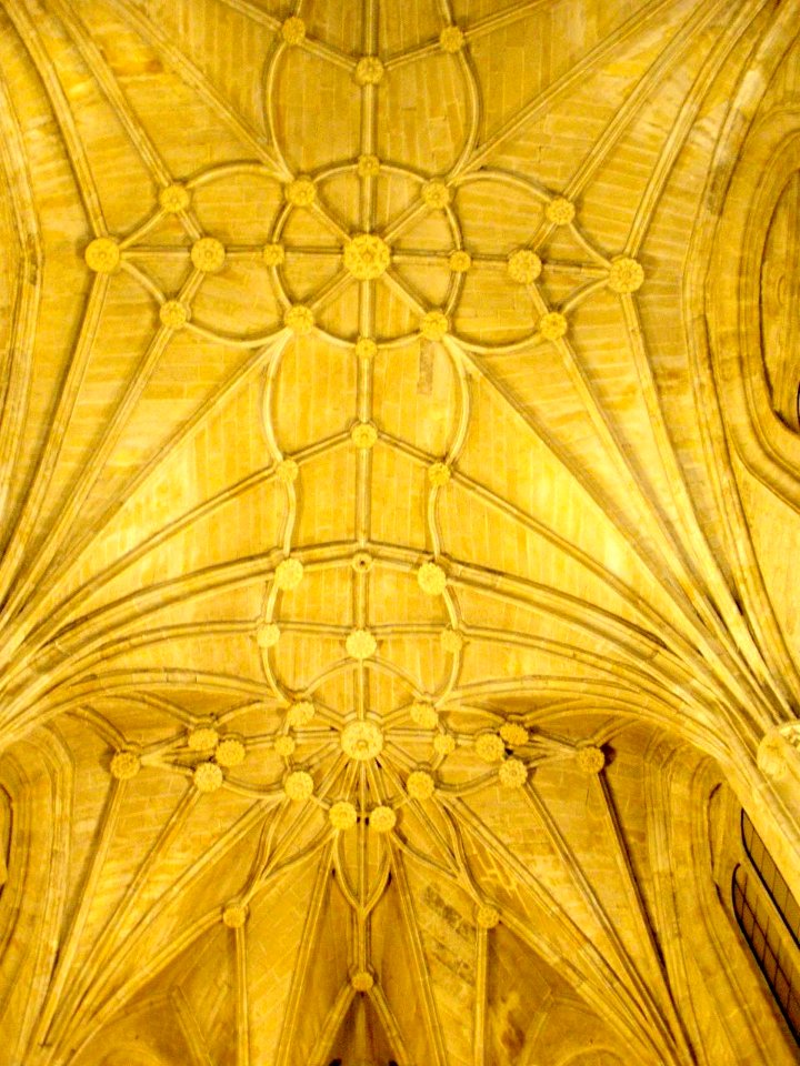 Salamanca - Iglesia de Sancti Spiritus, interior 02