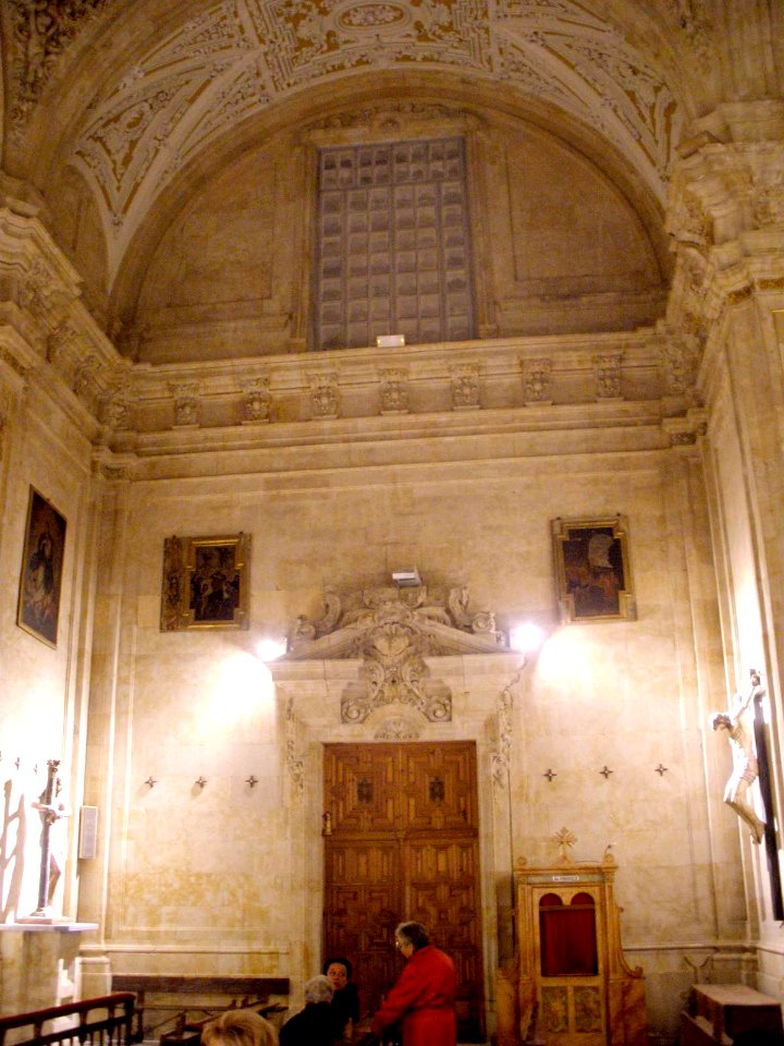 Salamanca - Iglesia de San Sebastián, interiores 04