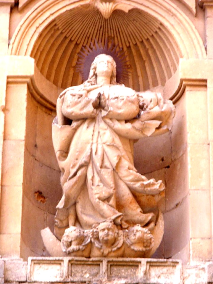 Salamanca - Iglesia y Convento de la Purísima 08