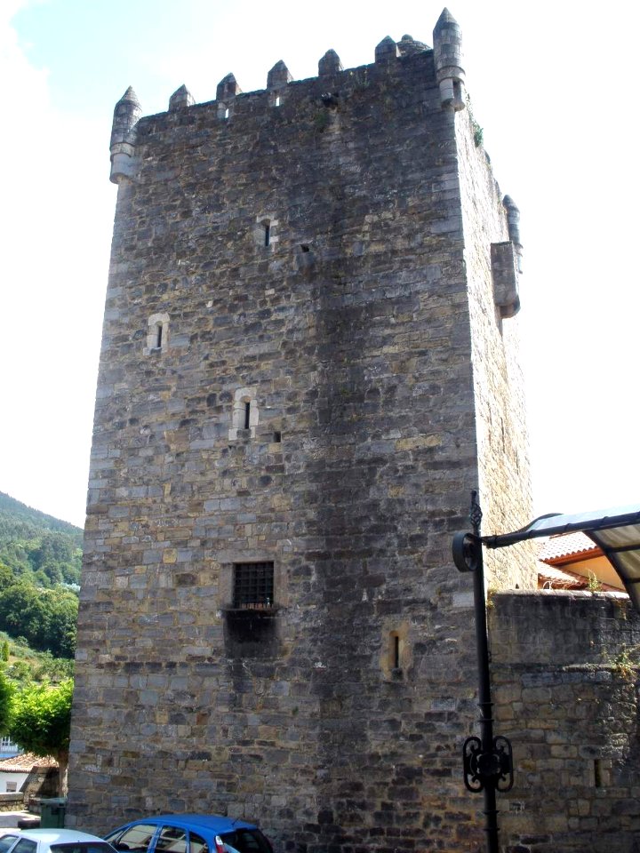 Salas - Palacio y Torre de Valdés Salas7