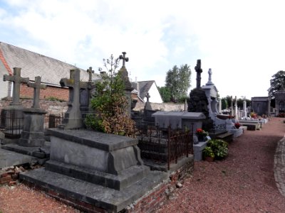 Salesches (Nord, Fr) cimetière