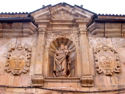 Salamanca - Iglesia de Santa María de los Caballeros 04