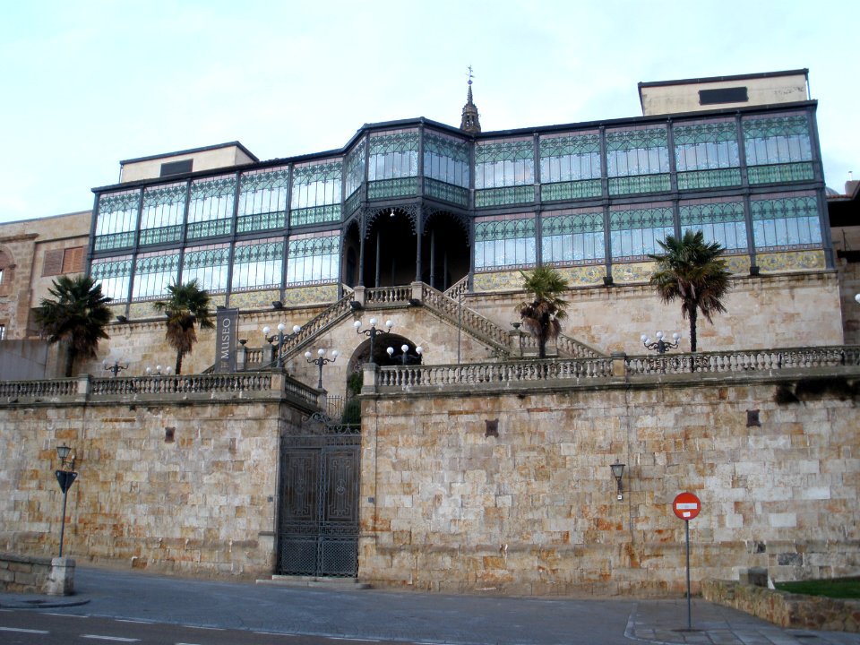 Salamanca - Museo Art Noveau y Art Déco (Casa Lis) 6