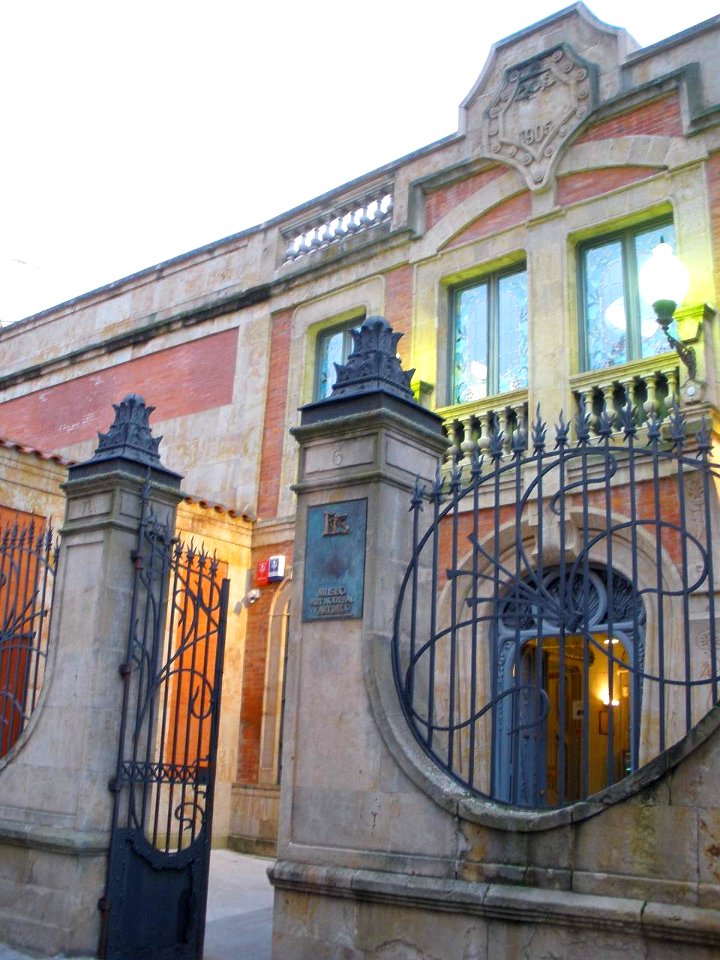 Salamanca - Museo Art Noveau y Art Dèco (Casa Lis) 1