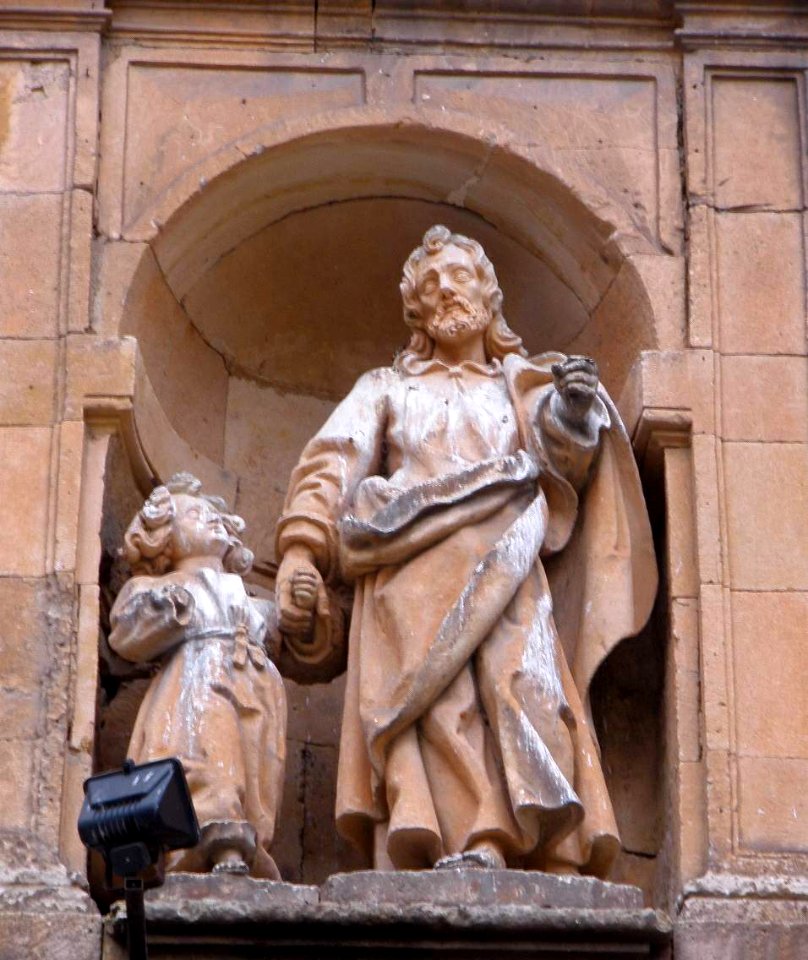 Salamanca - Iglesia de Santa Maria del Monte Carmelo 03