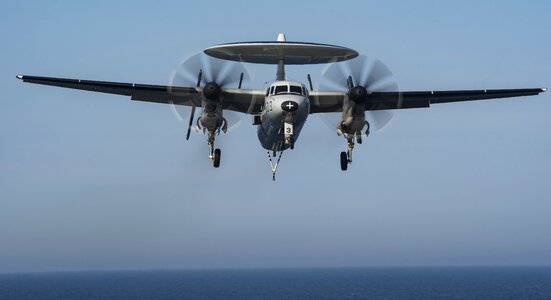 Awacs uss dwight d eisenhower