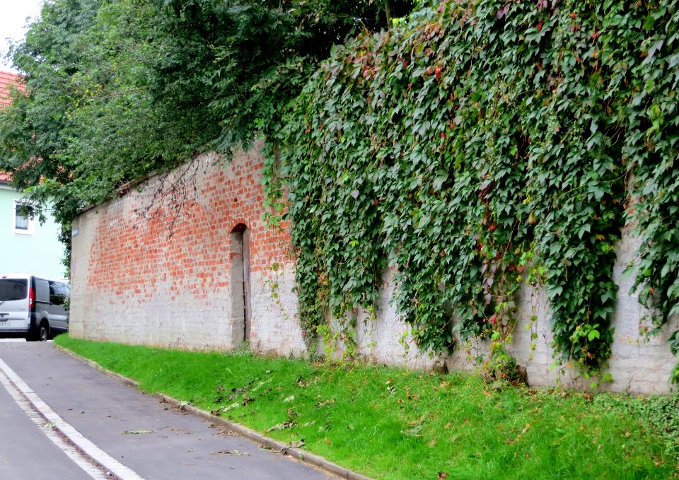 Sankt-Birgittenhof 7 Altomünster Mauer 02