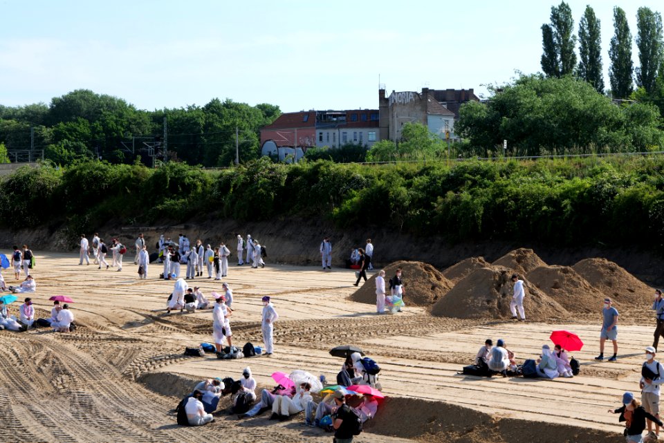 Sand im Getriebe protest A100 Treptower Park 2021-06-05 13