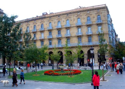 San Sebastián - Plaza del Buen Pastor 1