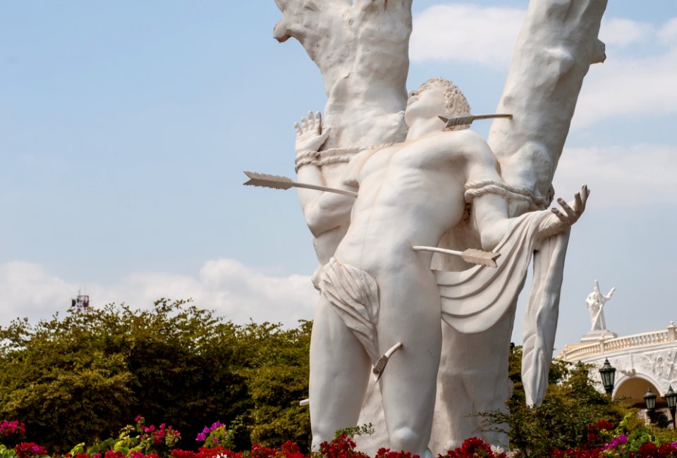 San Sebastián Statue