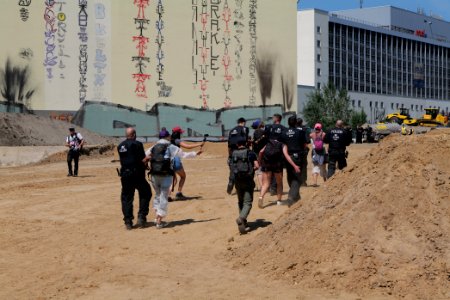 Sand im Getriebe protest A100 Treptower Park 2021-06-05 128