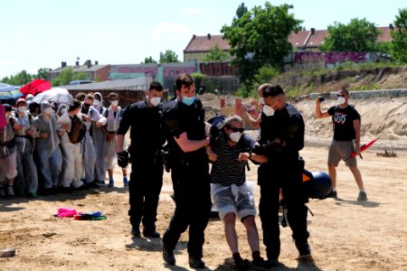 Sand im Getriebe protest A100 Treptower Park 2021-06-05 131