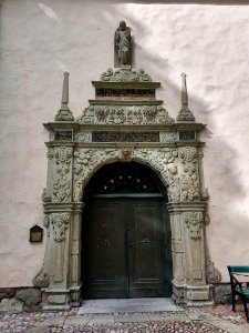 Sankt nikolai kyrka södra långhusportalen