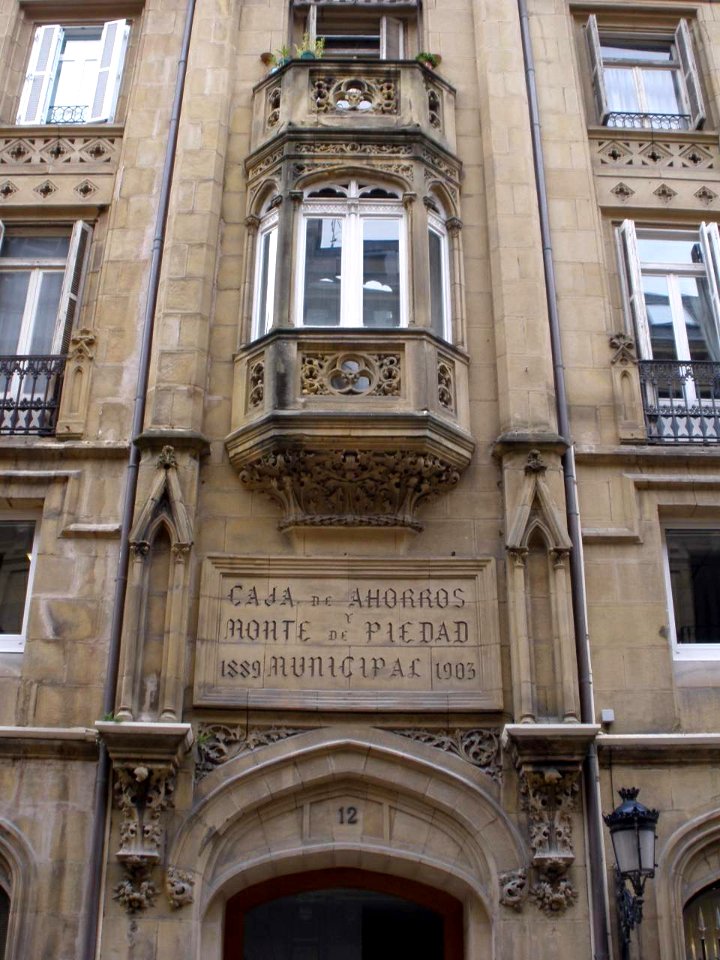 San Sebastian - Caja de Ahorros y Monte de Piedad Municipal (Kutxabank) 04