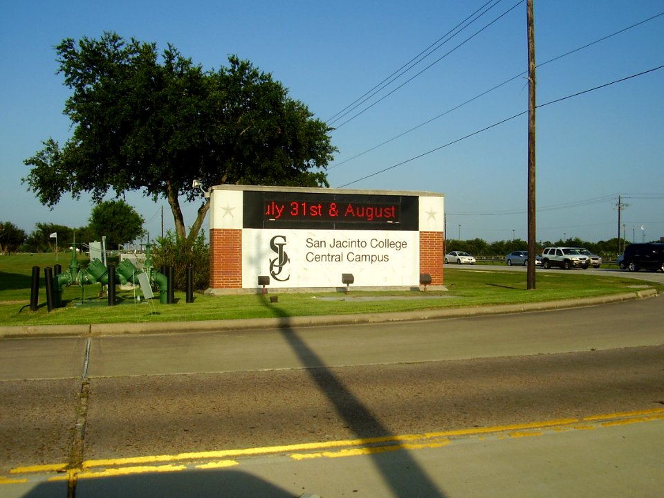 SanJacCentralCollegeSign