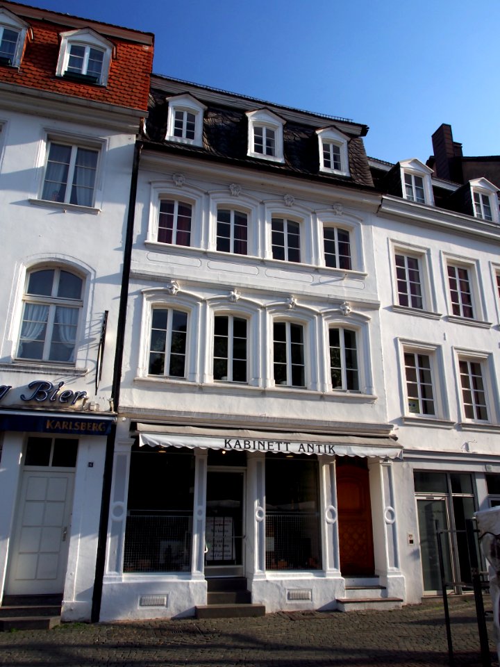 Sankt-Johanner-Markt, Kabinett Antik