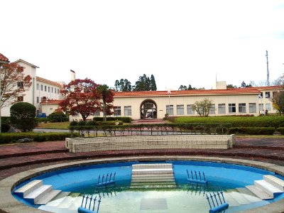 Saniku-Gakuin-College-2012111805