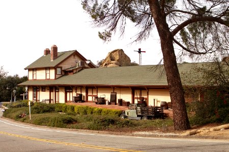 Santa Susana Depot view from southeast 2014-11-13