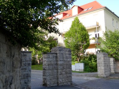 Sanierte Gebäude in Lützendorf, Weimar 1