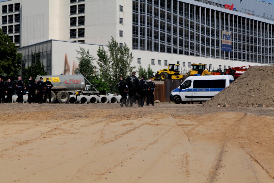 Sand im Getriebe protest A100 Treptower Park 2021-06-05 68