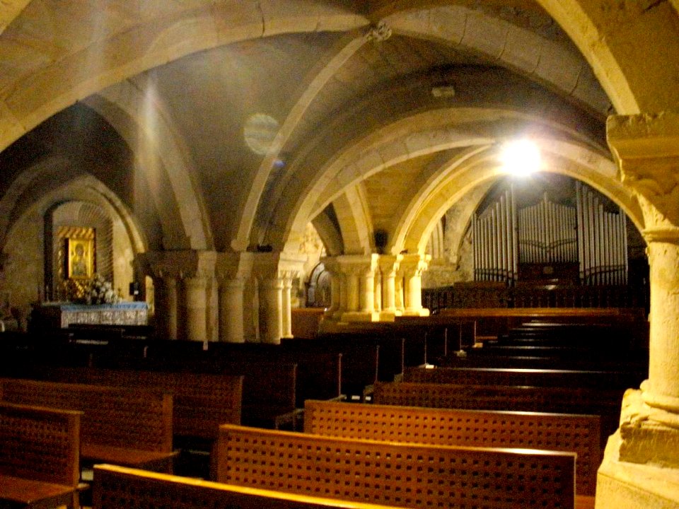 Santander - Catedral, Parroquia (cripta) del Santísimo Cristo 07