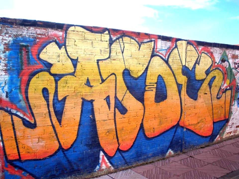 Santa María del Páramo - graffiti 3