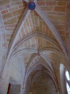 Santa Gadea del Cid - Claustro del Santuario de Santa María del Espino 15