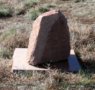 Santa Fe Trail DAR marker KS-CO line 1
