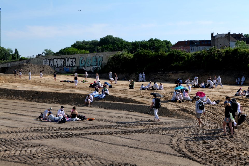 Sand im Getriebe protest A100 Treptower Park 2021-06-05 15