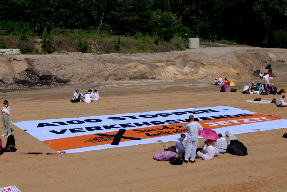 Sand im Getriebe protest A100 Treptower Park 2021-06-05 46