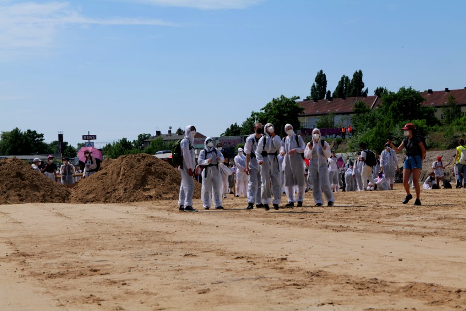 Sand im Getriebe protest A100 Treptower Park 2021-06-05 78