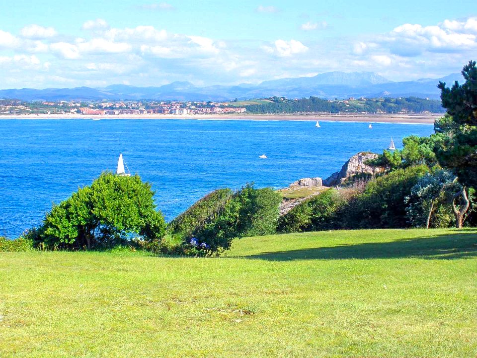 Santander - Bahía de Santander, desde la península de la Magdalena