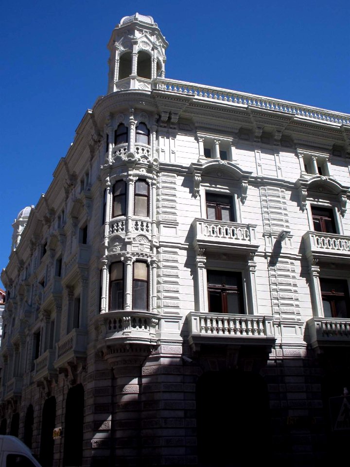 Santander - Banco Mercantil 4
