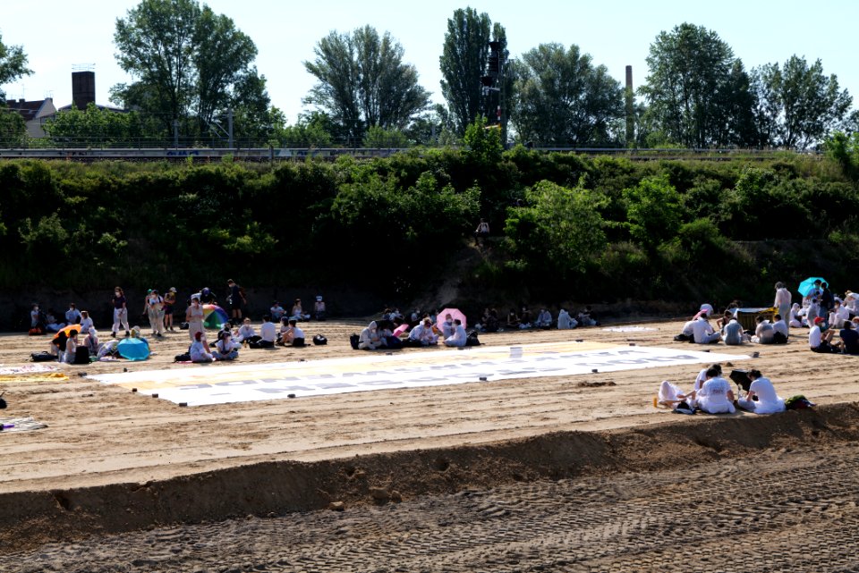 Sand im Getriebe protest A100 Treptower Park 2021-06-05 18